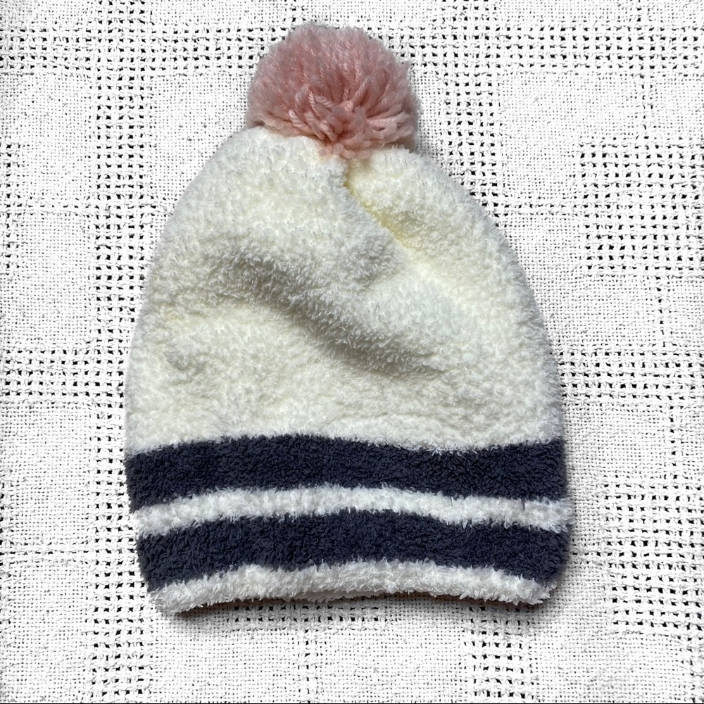 White fuzzy polyester beanie